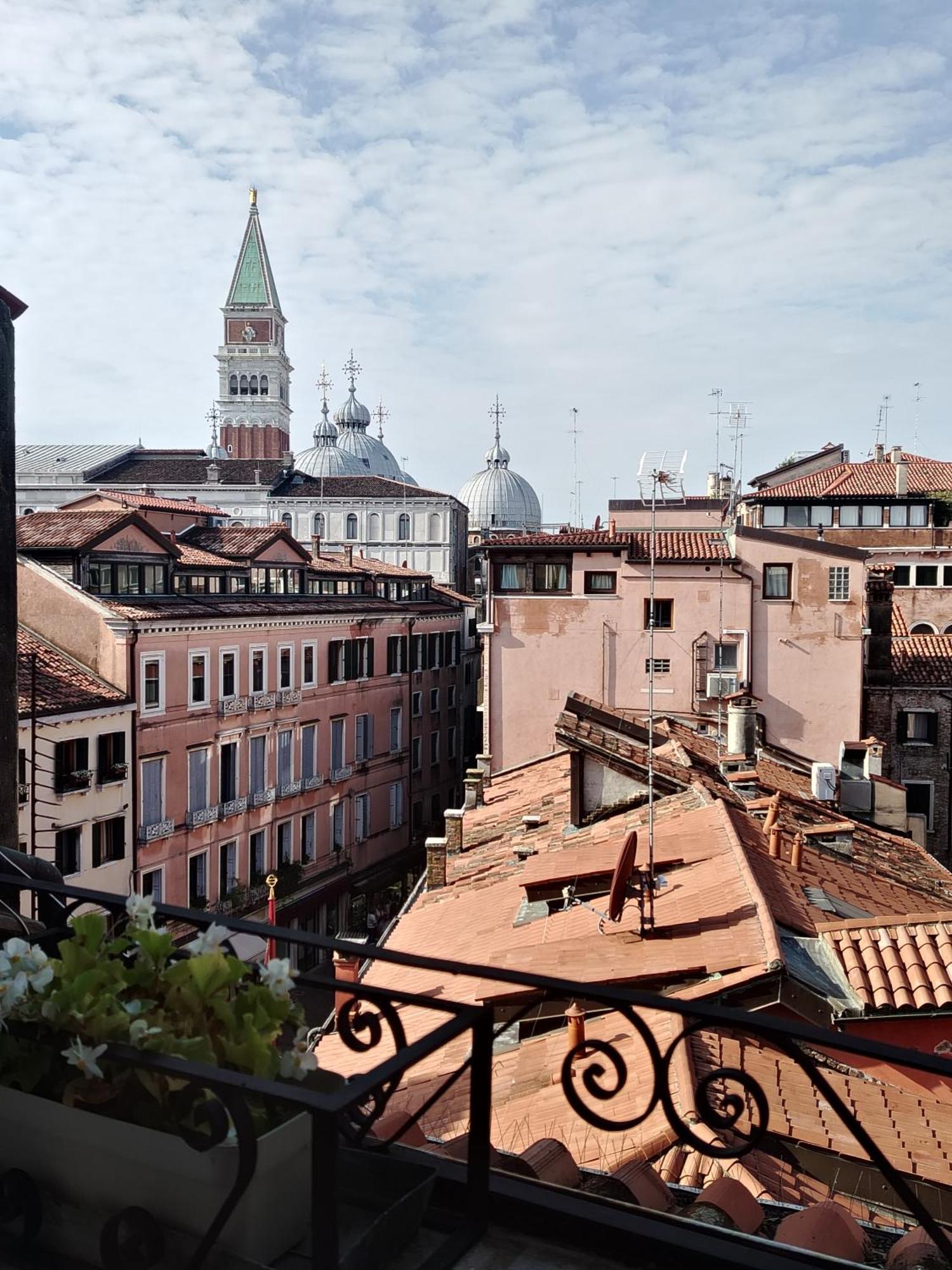 Residenza Tiziana Veneziaアパートメント エクステリア 写真